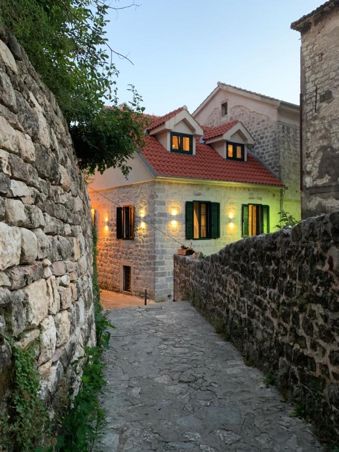 Hotel Kazin Supreme Kotor Exteriér fotografie
